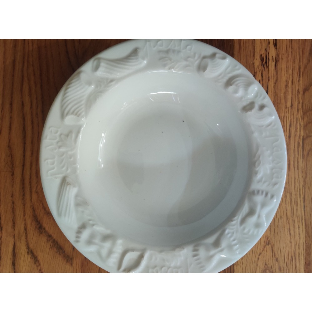 Tre Ci Italy‎ White Ceramic Pasta Bowl Embossed Pasta Shapes Made in Italy 8.5"